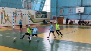 В физкультурно-оздоровительном комплексе прошел открытый турнир по мини-футболу