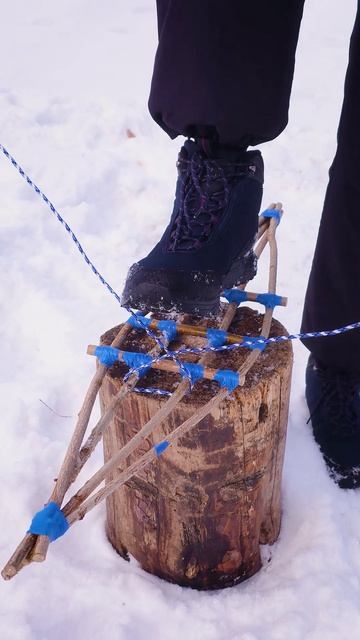 С эти ты не провались в снег!