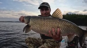 ловля белого амура и густеры на поплавок с лодки