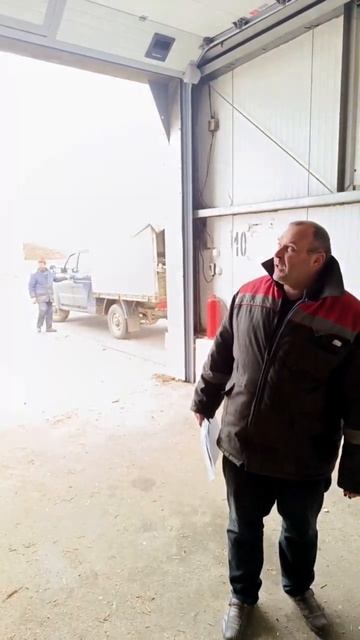 Оперативная установка секционных ворот - отзыв довольного клиента _ Работа ТЕХНОГРАД