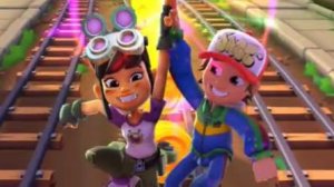 Ютани собирает монетки в Делореан-Парке Subway Surfers City