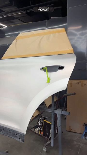 Готовим дверь автомобиля к покраске