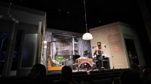 «Сцена с обнажением впечатлила»: зрители о возвращении Ефремова на сцену