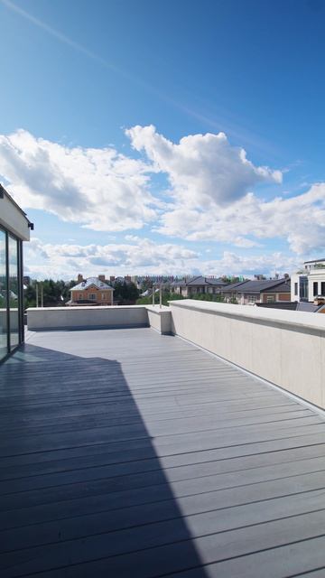 Лаунж-пентхаус в Lumiere: панорамные виды, терраса и кухня под крышей