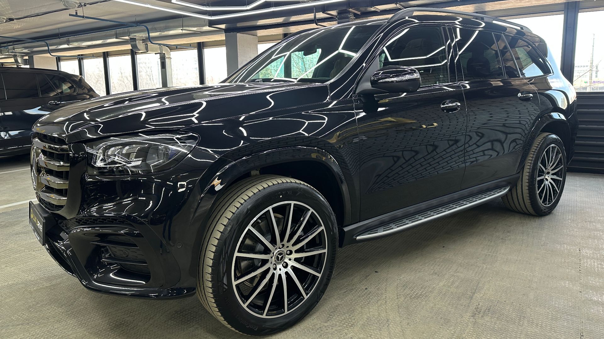 В продаже Mercedes-Benz GLS450 2025г. Салон Майбах. Краткий обзор #6405