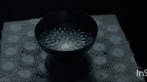 Запертые двери и тени в углу: хоррор для самых смелых😱 #HorrorStory #кино #ужастик #триллер #страшн