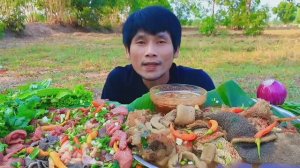 #МУКБАНГ Свежее мясо , субпродукты , острый соус и пряные овощи! ЕДА НА КАМЕРУ ОБЖОР ОБЕД АСМР