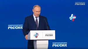 Владимир Путин заявил о стабильности экономики вопреки санкционному давлению