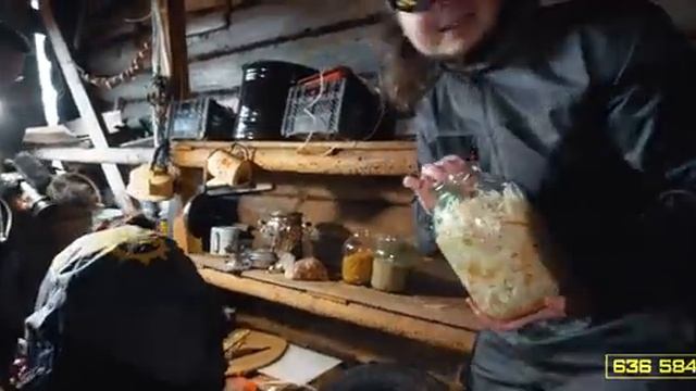 спорткар у дедушки в деревне