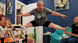 Самвел ТікТок - Надя Ответила Юле! Разборки в Прямом Эфире   Самвел Адамян