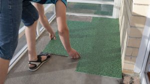 Укладка кварцвиниловой плитки на балконе