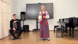 То не белая береза к земле клонится