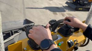 Распаковка и первый запуск китайского мини-погрузчика Leite LT-H480Z - полный обзор