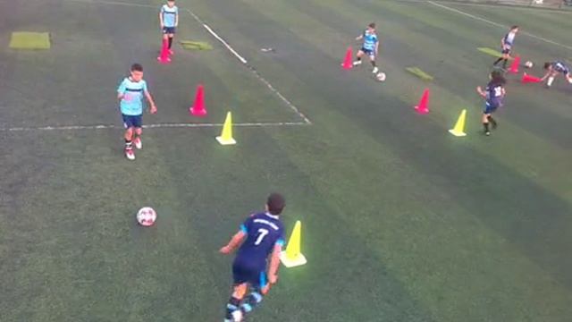 Футбольное упражнение на улучшения навыков паса