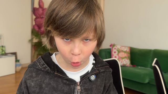 Роберт Смирнов