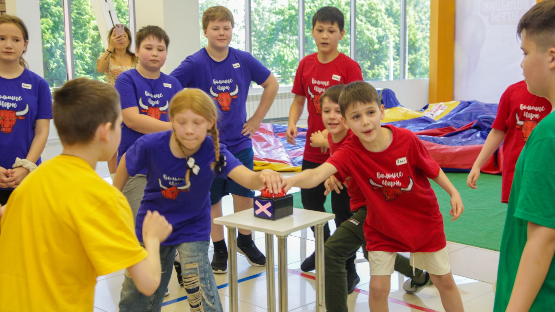 ИГРА С КЛАССОМ. КАК В БОЛЬШИХ ГОНКАХ!