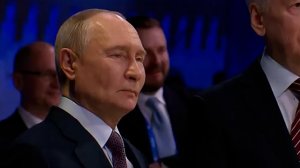 Владимир Путин дал старт строительству нового здания НЦ "Россия" в Москве: видео.