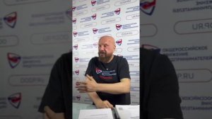 5 или 6 кризисов пережил, уже считать перестал. 8 попыток рейдерских захватов. Проблем была целая ку