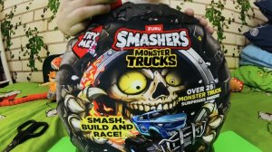 Прокатимся на Smashers monster Truck? Весёлая распаковочка и 25 сюрпризов🍿