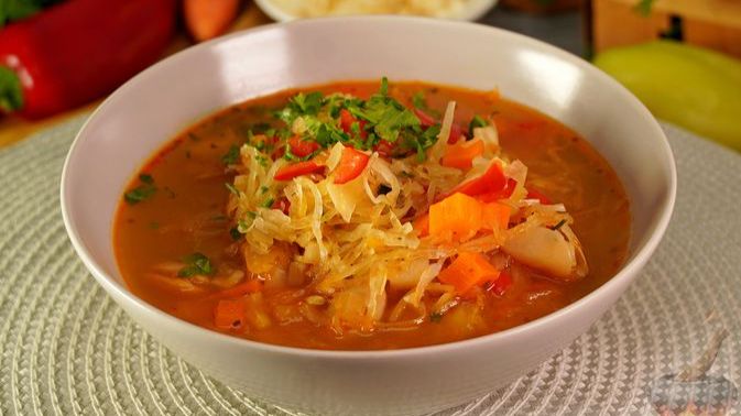 ОВОЩНОЙ СУП С КВАШЕНОЙ КАПУСТОЙ И ФАСОЛЬЮ