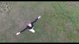 Девушка на песке