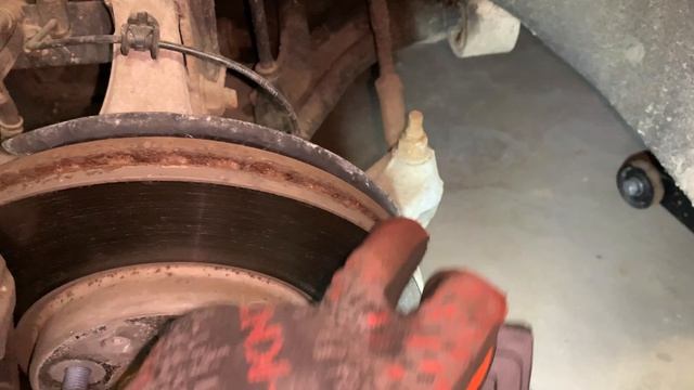 Скрежет и писк по переду тормозной системы Chevrolet Equinox