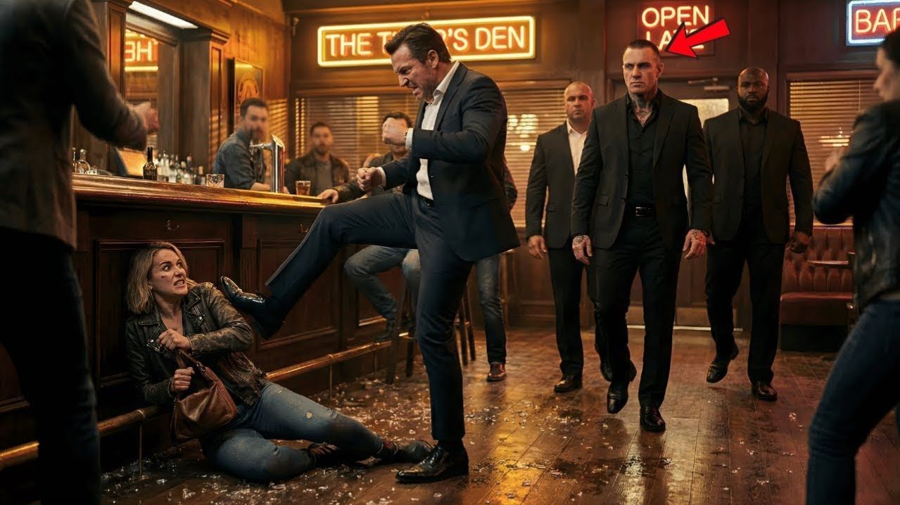 Не зная, что его бедная бывшая замужем за боссом мафии, он ударил её ногой прямо в этом баре сейч