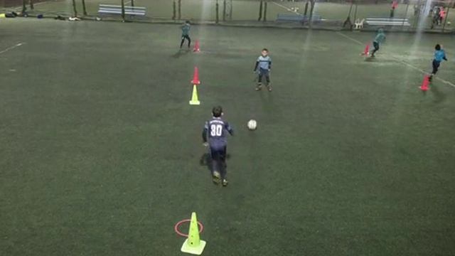 U8-10 Разминка — упражнение для тренировки паса