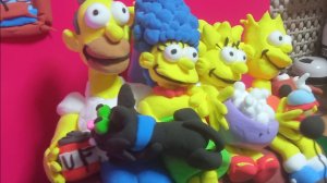 Обзор на фигурку Симпсонов из воздушного пластилина