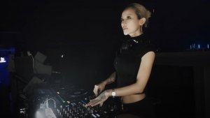 DEBBIE-Melodic Techno & House Live Set Peak Drive High Energy Dark Melodic 132BPM Space Club 004