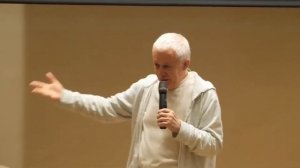 Извращенный вкус человека, чем он наслаждается.- Александр Хакимов