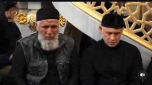 Поздравляю с благословенным праздником Ид аль-Фитр Главу ЧР,Героя России Рамзана Ахматовича Кадырова