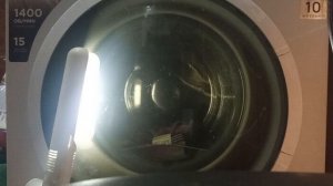 стирка большого радужного полотенца на программе Шерсть 40°с 800 об/мин