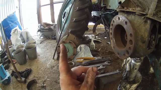 Гладко было на бумаге: замена тормозной ленты Т-40 состоялась. Затопило гараж.