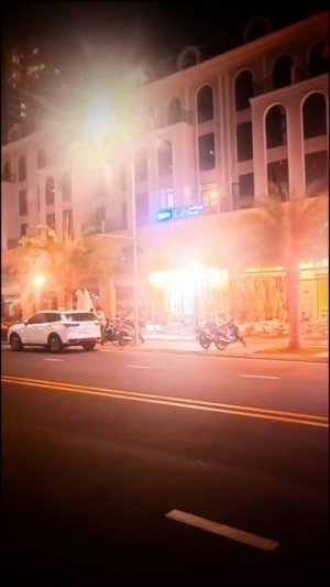 Вечерний Хошимин: магия огней и современной архитектуры ✨