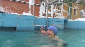 Открытый бассейн зимой. Кузбасс, п. Инской.