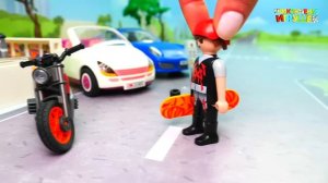 Ромео превращает Свинку Пеппу и Щенячий патруль в каменные яйца.  Мультики про машинки