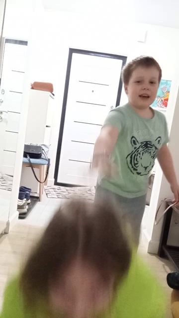 учимся играть в баскетбол