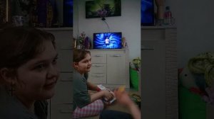 показываю, смотрим бубу.