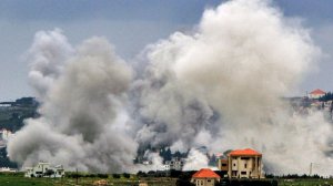 Здания больниц пострадали после ударов Израиля в Ливане