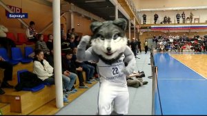 Сразу два темнокожих американца устроили на Алтае настоящий праздник баскетбола