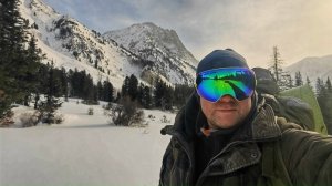 Ушли за перевал Зимовьё сгорело Снегоходы сломались