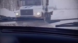 ИХ НЕ ТРОНУЛИ: Почему бизнес депутатов процветает, пока простых людей ПУСКАЮТ ПО МИРУ?