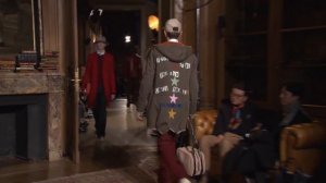 Показ мужской коллекции Valentino осень-зима 2017-2018