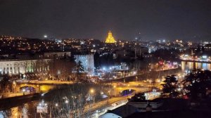 🌃🇬🇪 Тбилиси ночной: огни старого города и дома с мостами