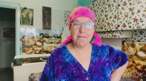 Живу в развалюхе Работаю ,чтобы прокормить их