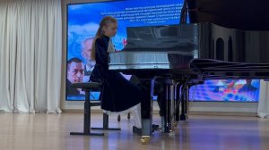 В. Моцарт. Концерт для фортепиано с оркестром № 3  D-dur, I часть. С.Рахманинов. Пьеса-фантазия.