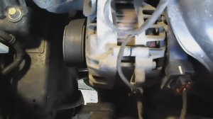 Как снять генератор хендай солярис для замены щёток