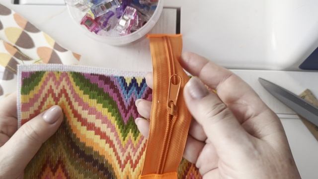 Цветотерапия. Барджелло. Вышивка. Косметичка.