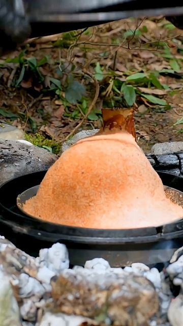 Огромный стейк на кости, приготовленный на открытом огне | Приготовление пищи на открытом воздухе